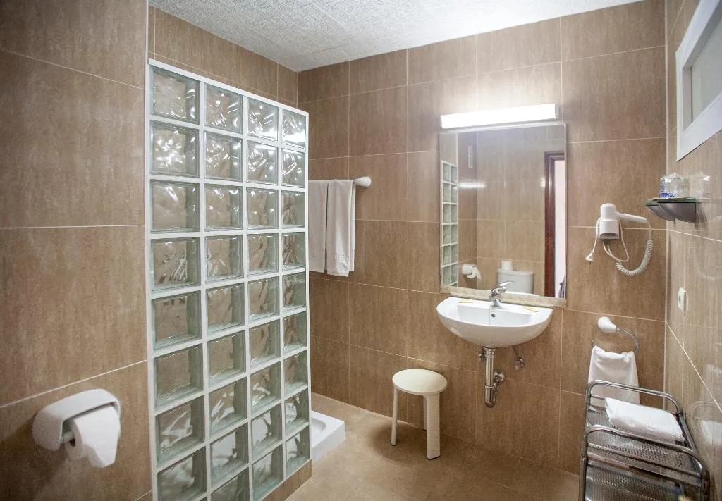 STUDIO CAPACITY 2 Room, Jabega, Costa Del Sol