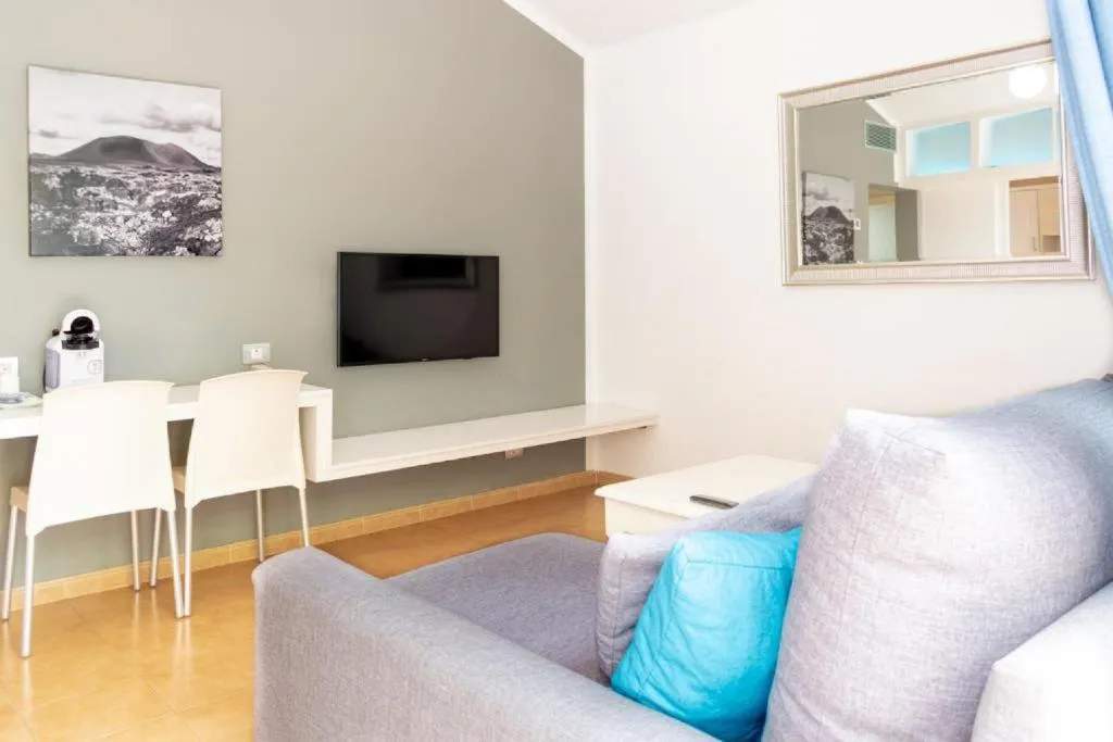 FAMILY ROOM TWO BEDROOMS Room, Hyde Park Lane, Lanzarote