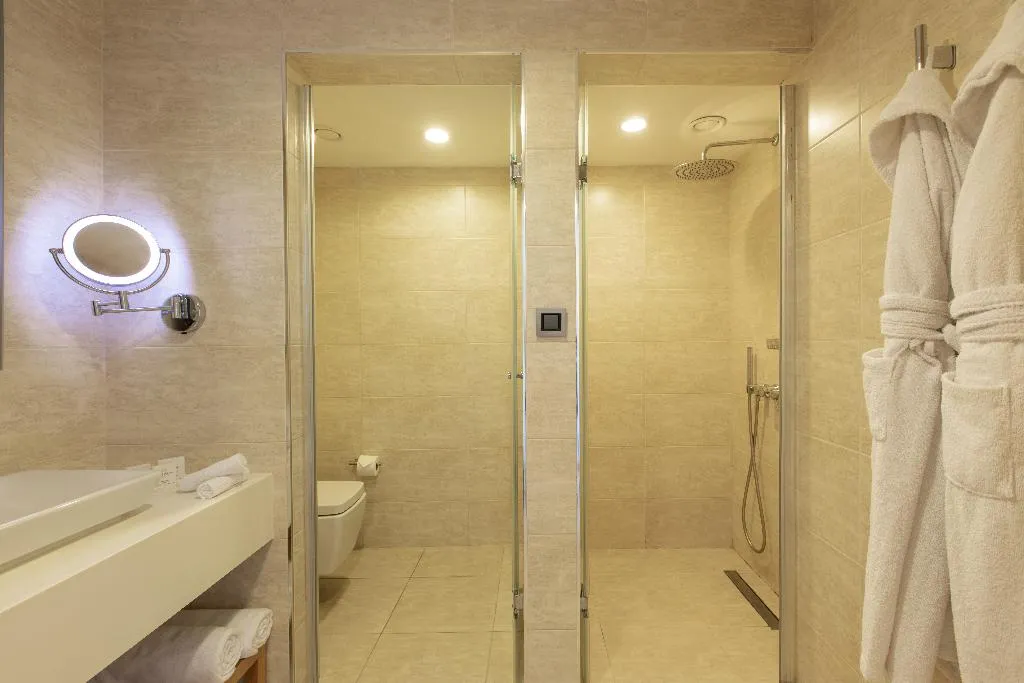 DOUBLE DELUXE SEA VIEW WITH BALCONY Room, Senses Hotel Bodrum, Bodrum