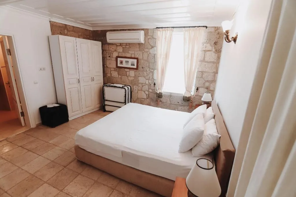 Room, Tashmahal, Izmir