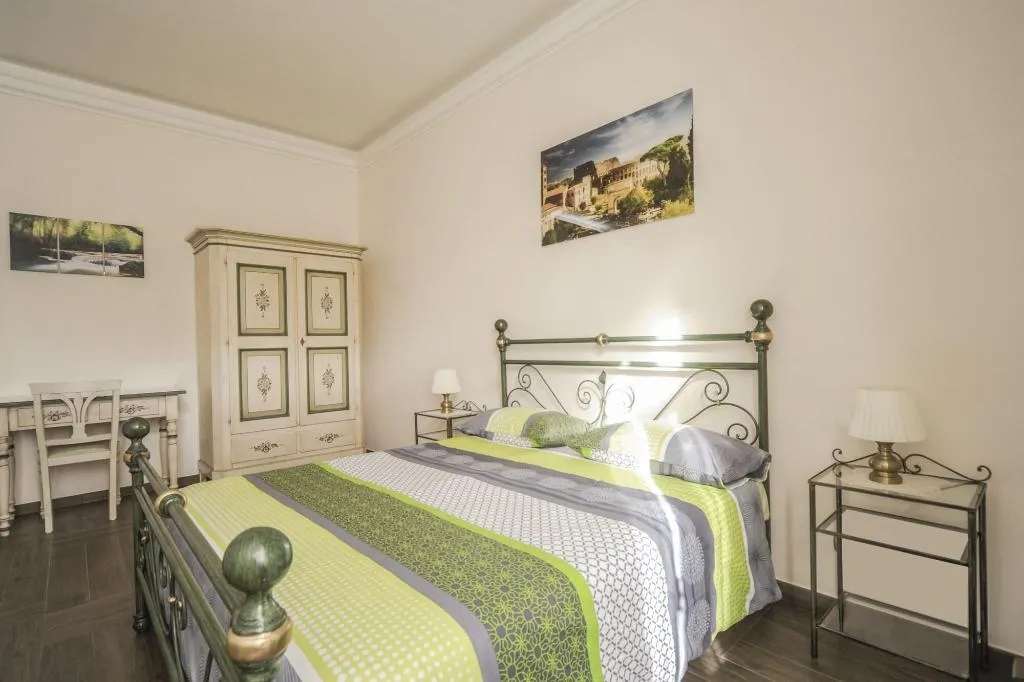Room, Villa Matissa, Rome
