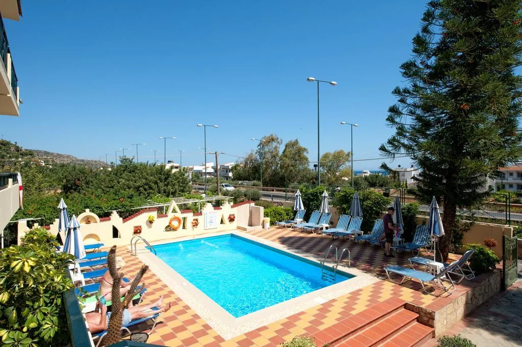 Pool, Kiriakos Studios Apartments, Crete