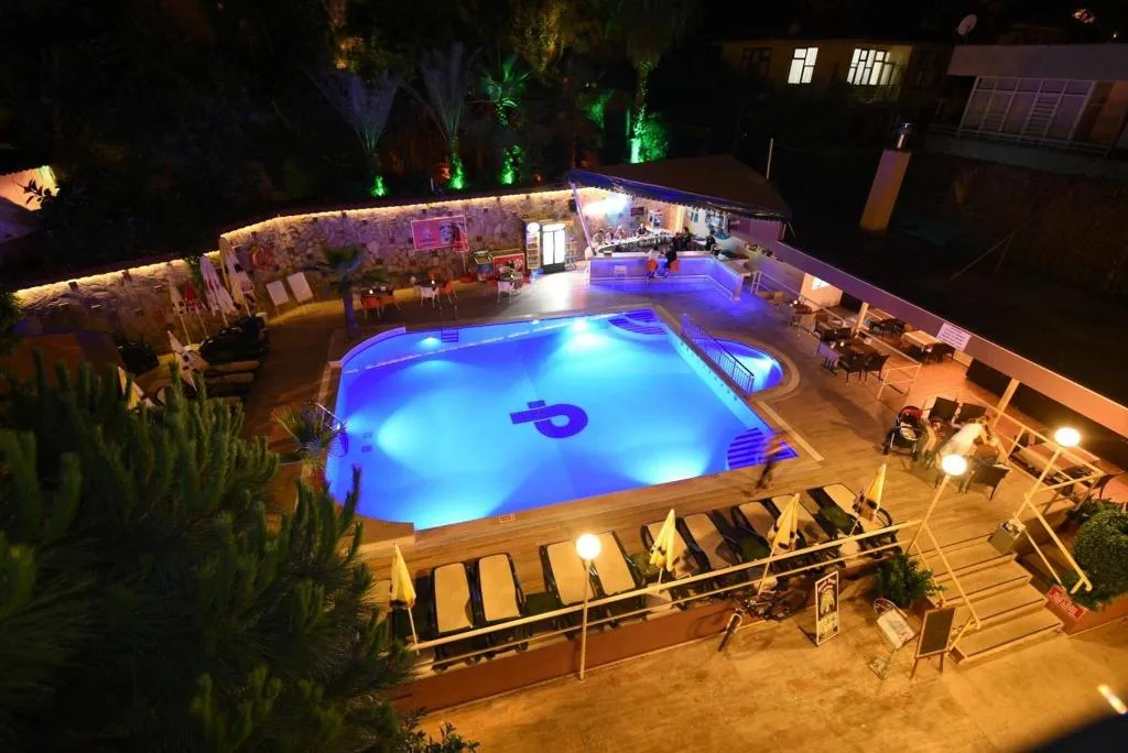 Pool, Park, Antalya
