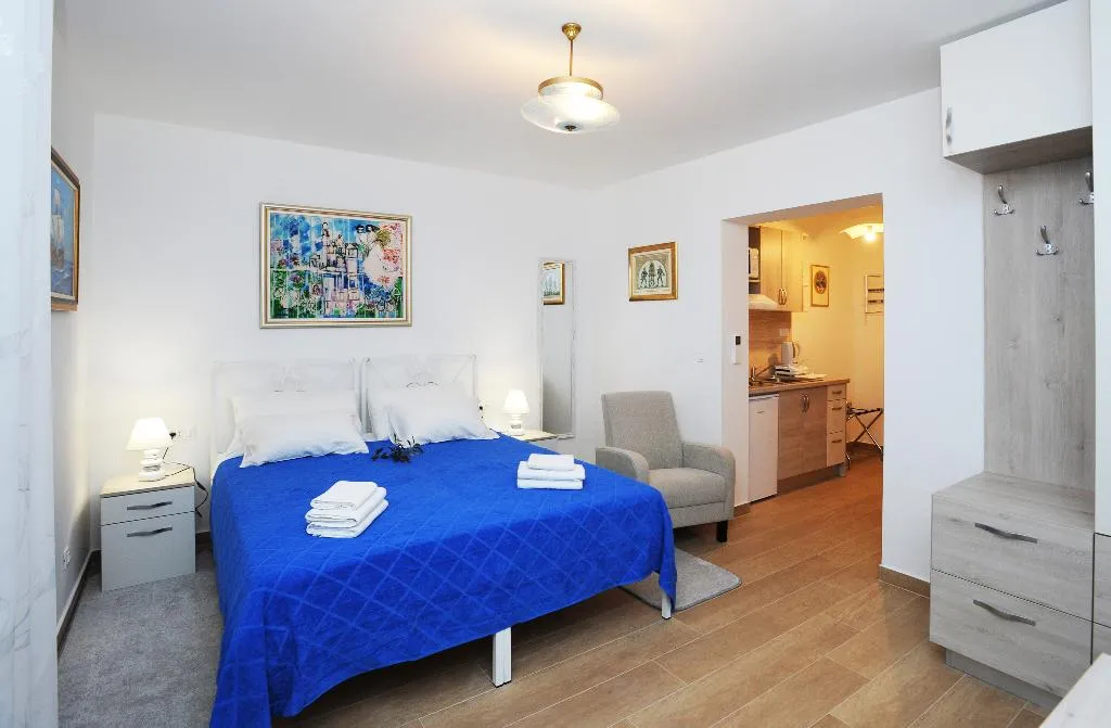STUDIO SEA VIEW WITH BALCONY Room, Nika Family Apartments, Dubrovnik