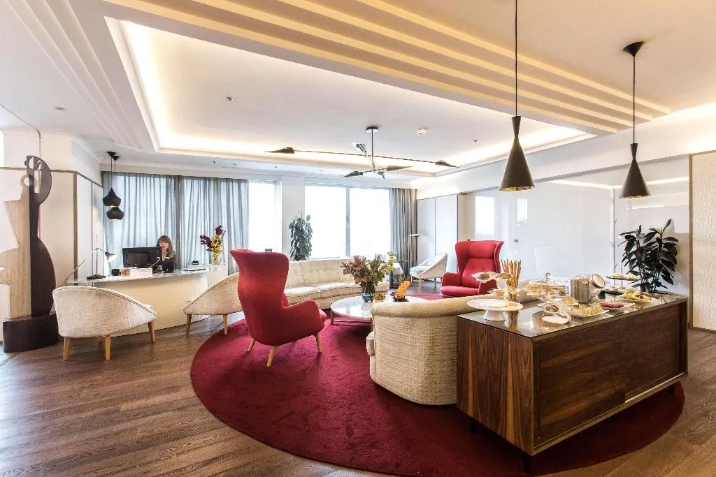 Sports and Entertainment, NH Collection Madrid Eurobuilding, Madrid
