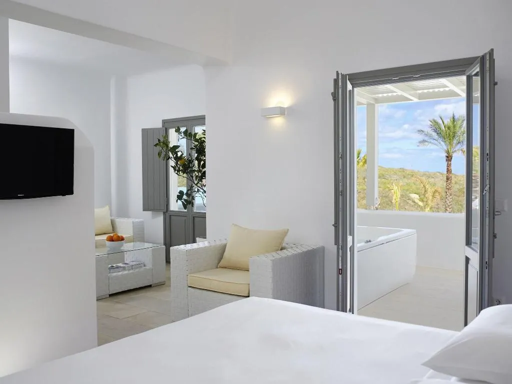 SUITE KING SIZE BED Room, Aurora Santorini, Santorini