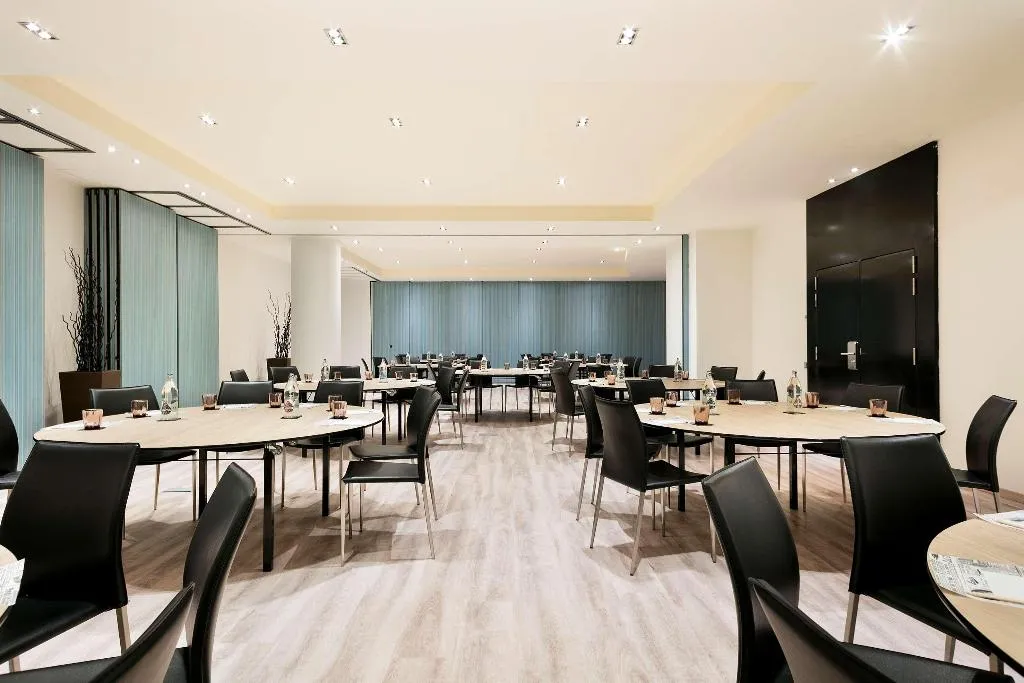 Conferences, Hotel Barcelona Condal Mar Affiliated by Meliá, Barcelona
