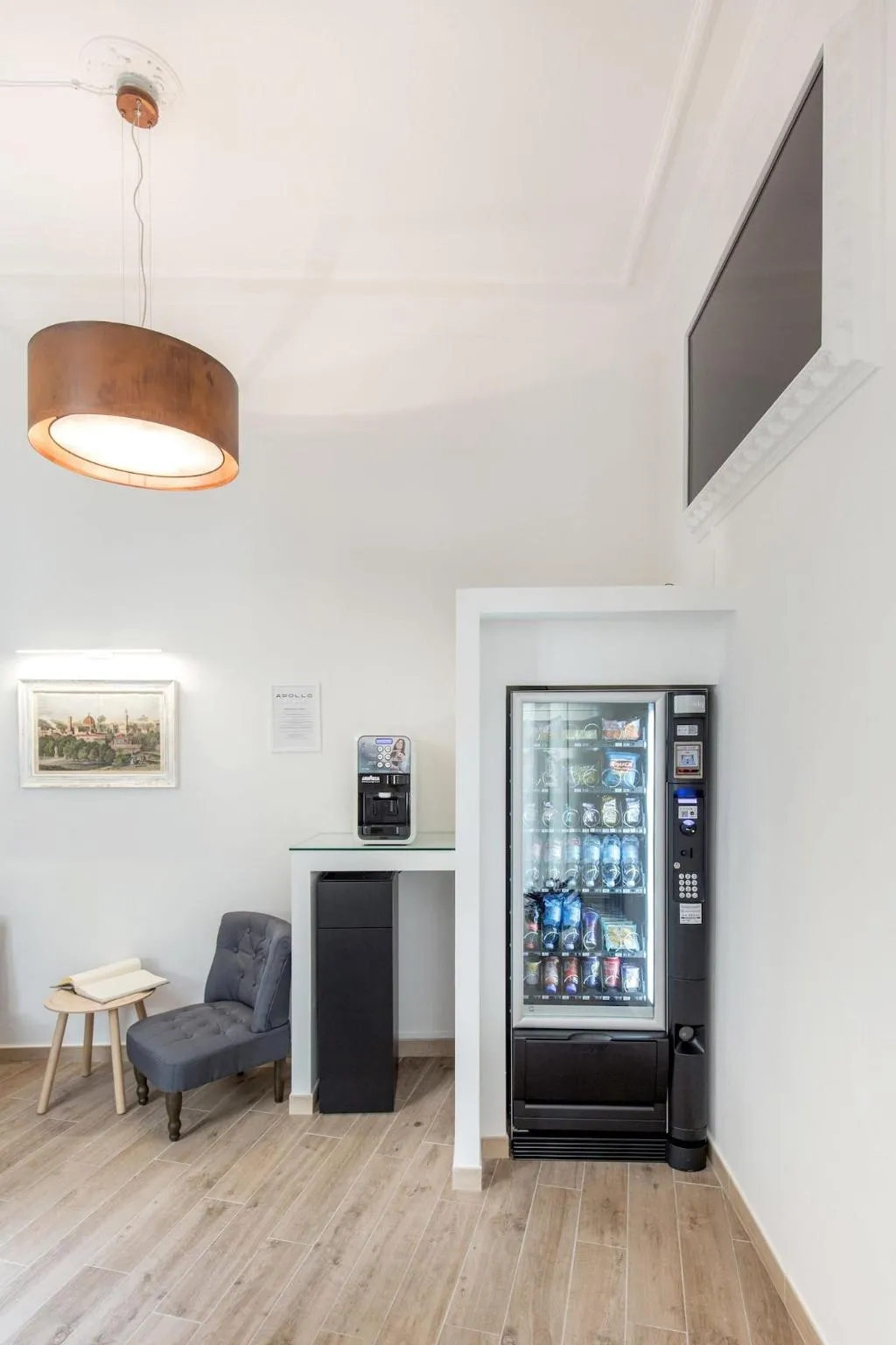 Sports and Entertainment, Apollo Guest House, Florence