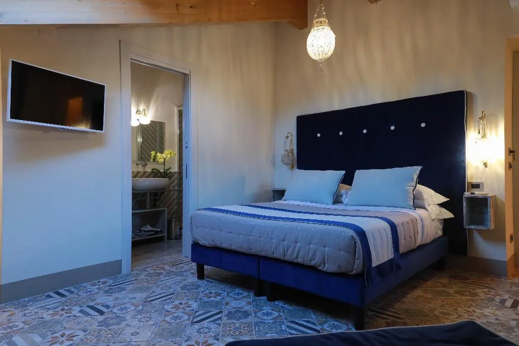 DOUBLE SUPERIOR Room, Don Giulio Luxury Rooms, Naples