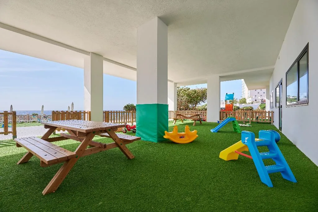 Sports and Entertainment, Alua Calas de Mallorca Resort, Majorca