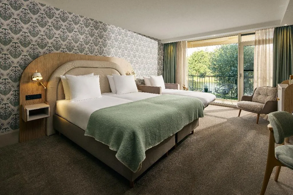 TRIPLE LUXURY Room, Van der Valk Hotel Volendam, Amsterdam