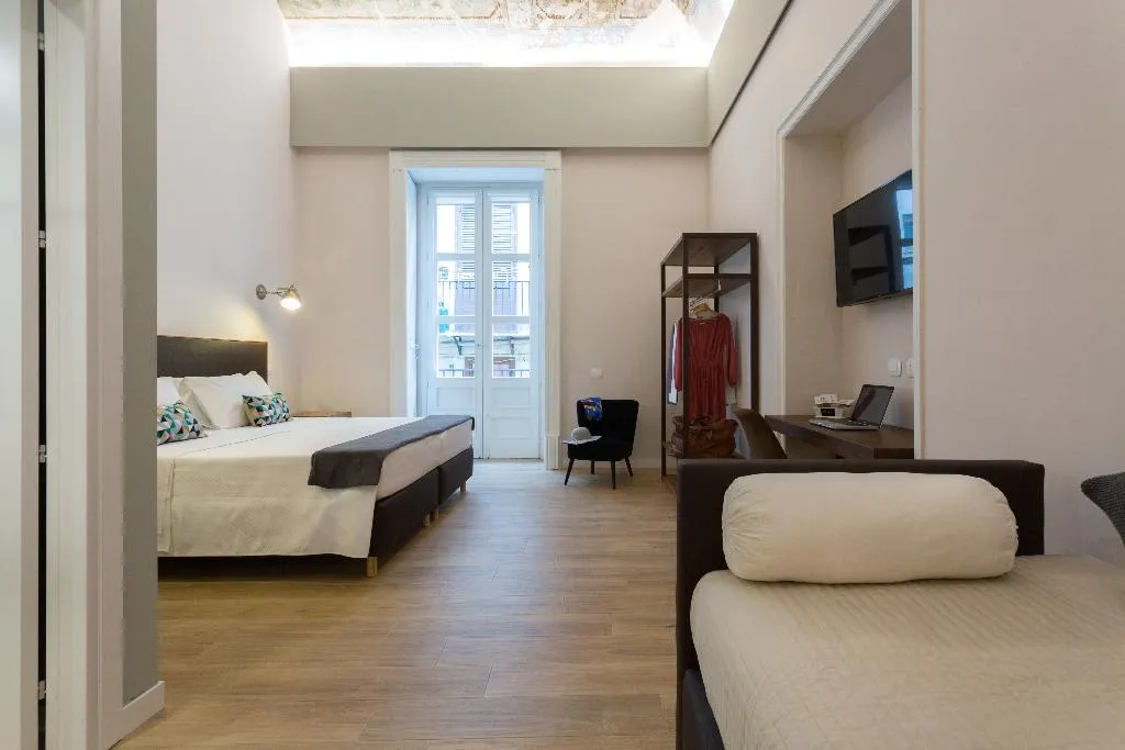 FAMILY ROOM KING BED NON SMOKING Room, Bellaroto Suite, Palermo