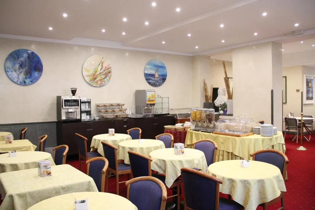 General view, Club Hotel Milan, Milan