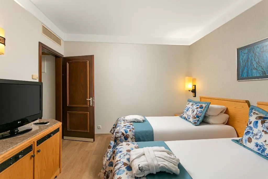 FAMILY ROOM GARDEN VIEW Room, Xanadu Resort Hotel, Antalya