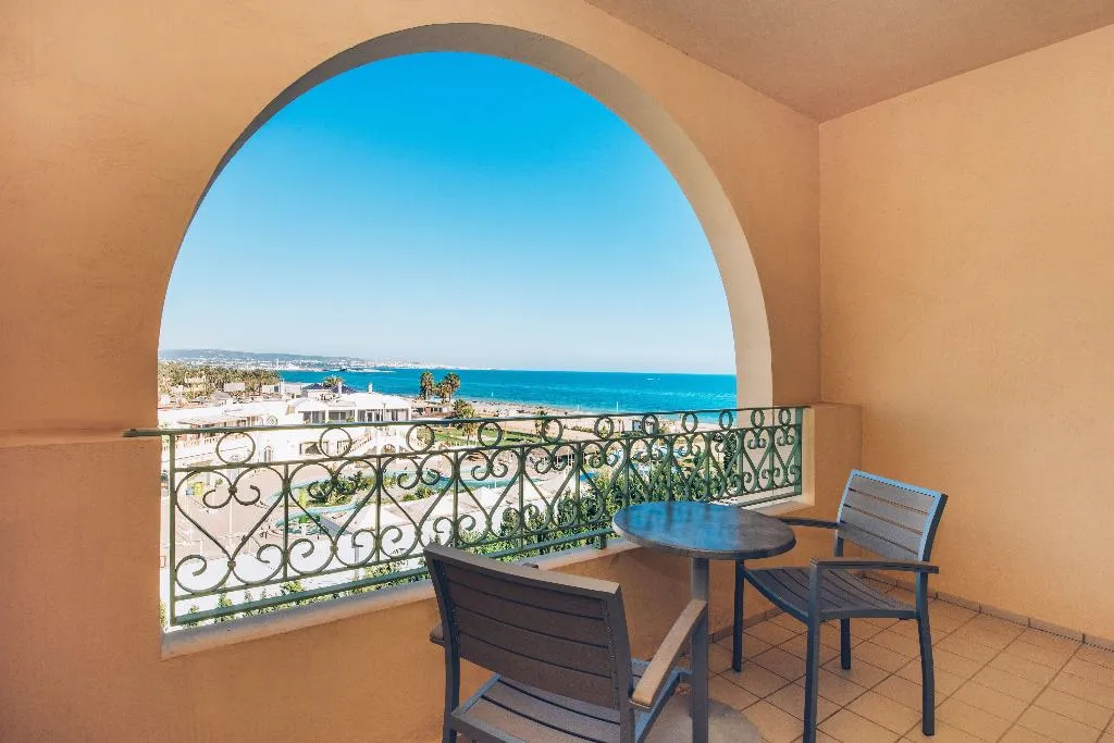 DOUBLE SINGLE USE SIDE SEA VIEW Room, Iberostar Waves Averroes, Tunisia
