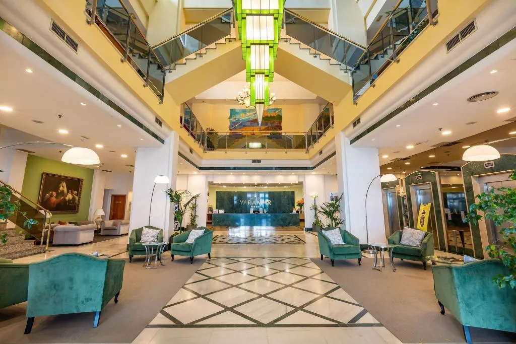 Lobby, Yaramar, Costa Del Sol