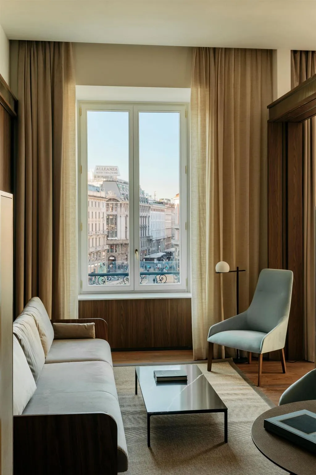 SUITE THREE BEDROOMS Room, Palazzo Cordusio A Gran Melia Hotel, Naples