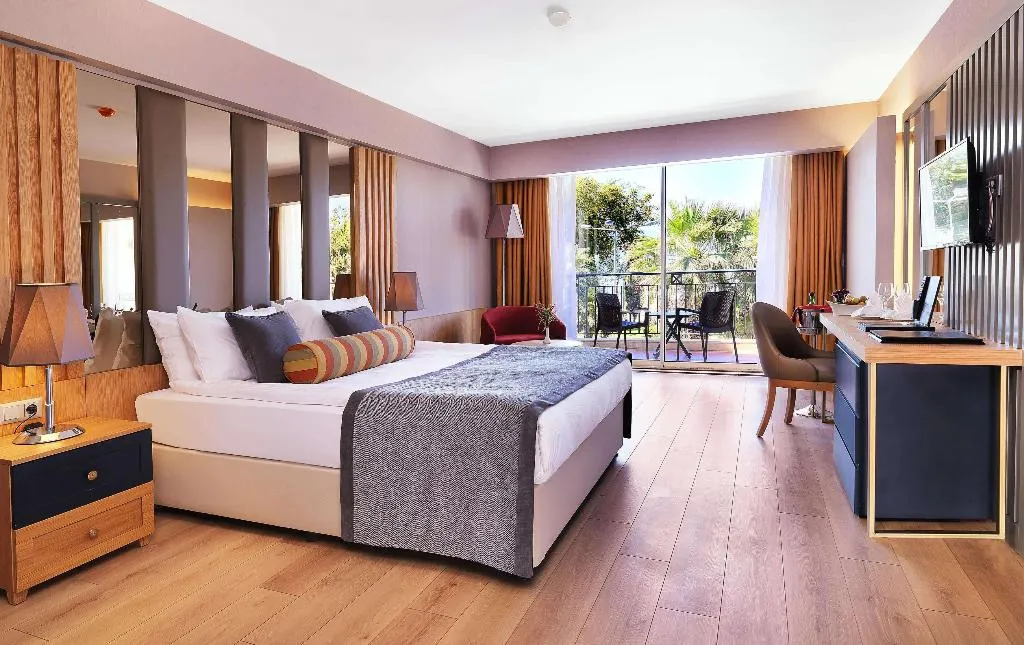 Room, Imperial Turkiz Resort Hotel, Antalya