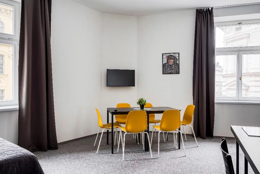 STUDIO STANDARD Room, Hotel Villa Wagner, Prague