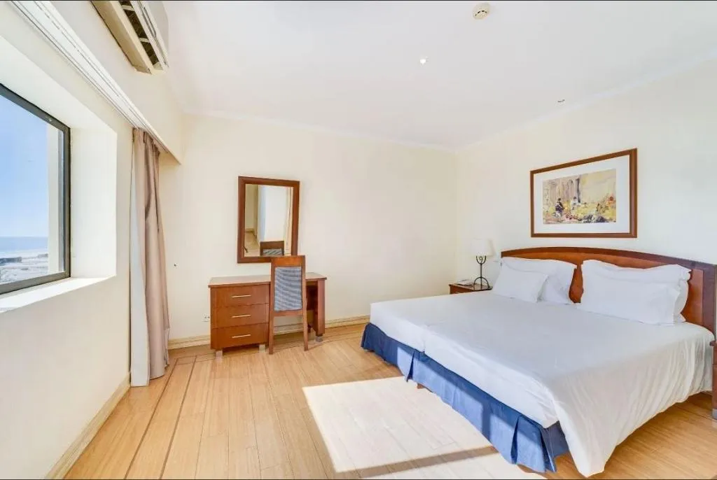 SUITE SUPERIOR Room, Yellow Praia Monte Gordo Hotel, Algarve