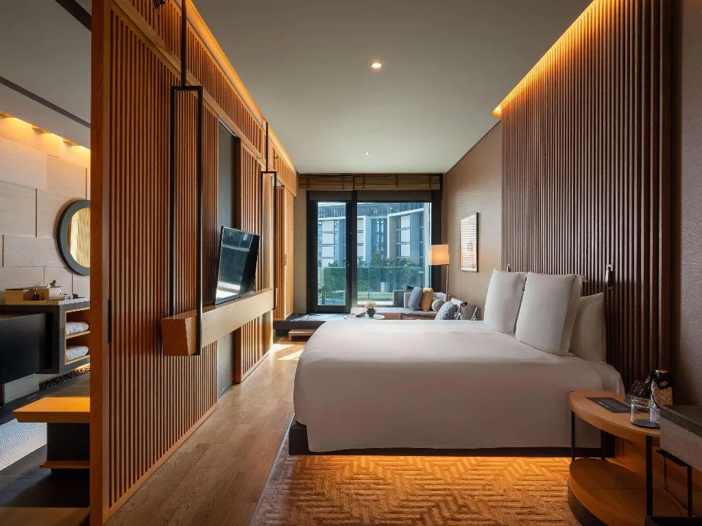 TWIN DELUXE RESORT VIEW Room, Banyan Tree Dubai, Dubai