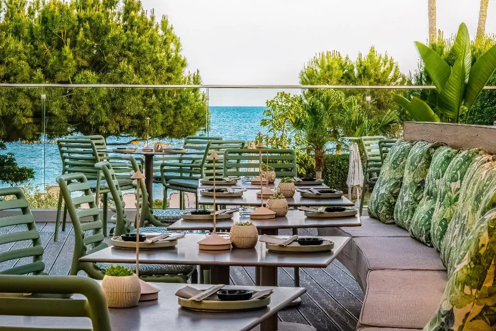 Restaurant, Crowne Plaza Limassol, Cyprus
