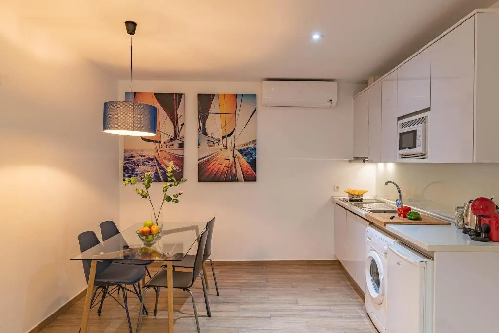 Room, Feelathome Ma Rtires Apartments, Costa Del Sol