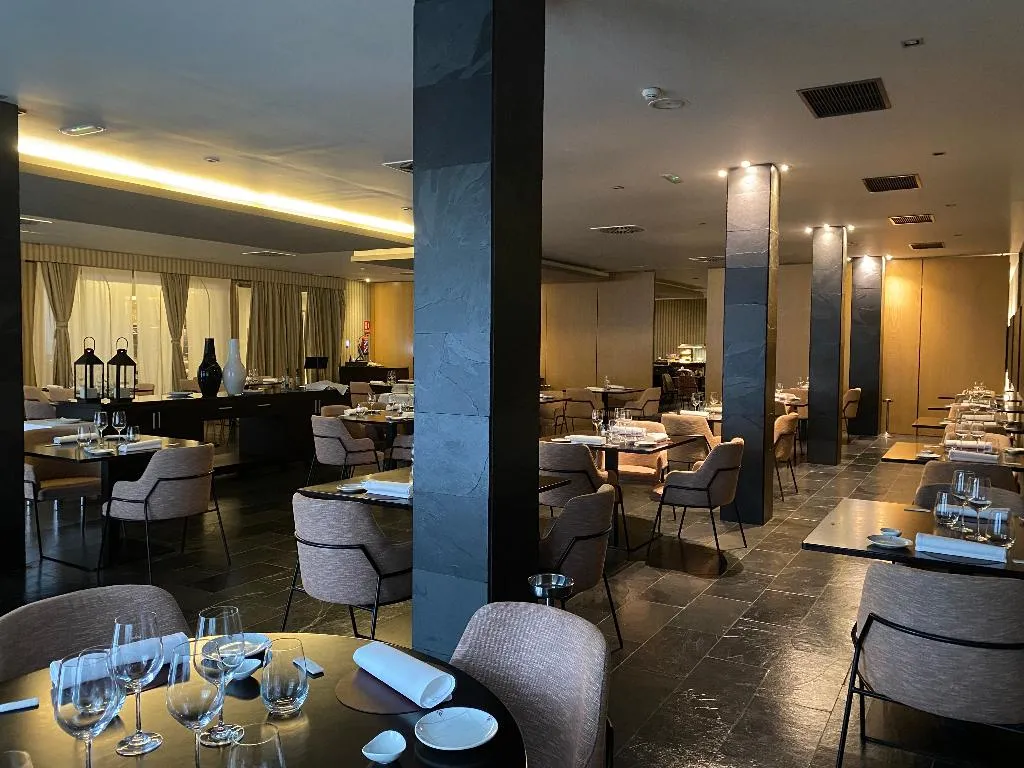Restaurant, Parador de la Seu d'Urgell, Costa Brava