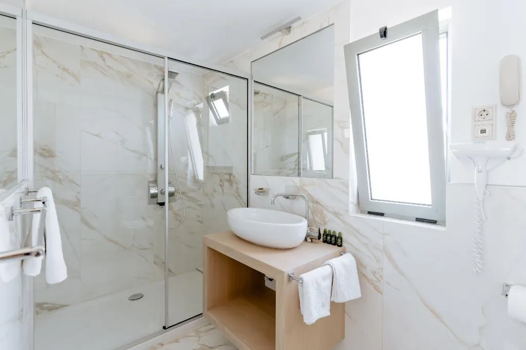 SUITE SEA VIEW Room, Palm Beach Hotel, Crete
