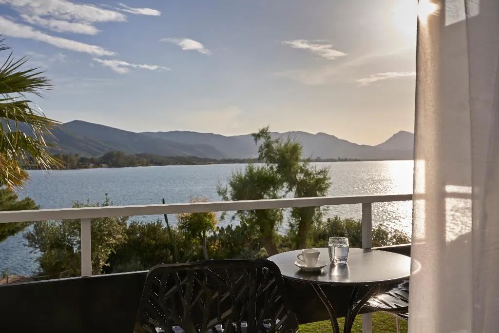 Double or Twin CLASSIC SEA VIEW Room, Xenia Poros Image, Athens