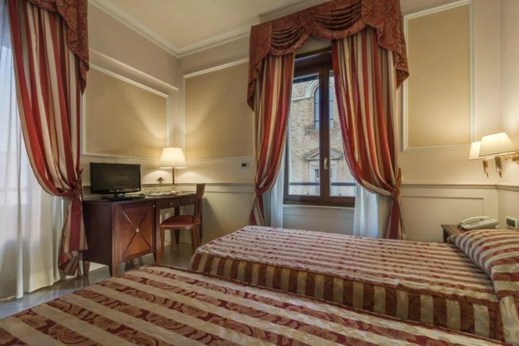 Double or Twin SUPERIOR Room, Palazzo Cardinal Cesi, Rome