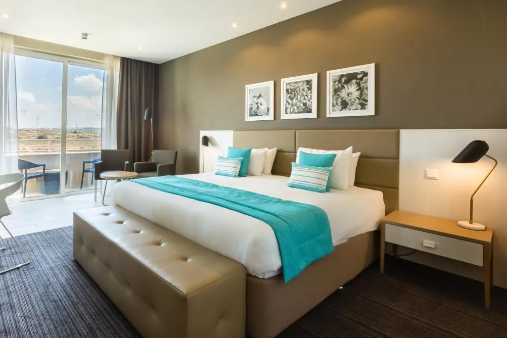 SINGLE SUPERIOR LAND VIEW Room, Salini Resort, Malta