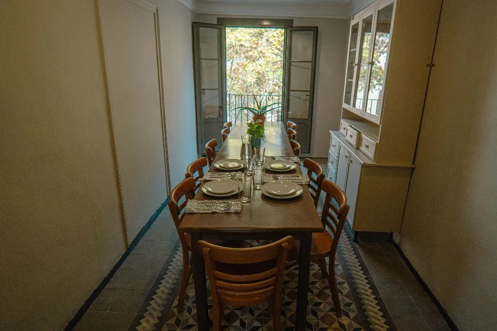 APARTMENT CAPACITY 8 Room, Smartr Barcelona Ramblas, Barcelona
