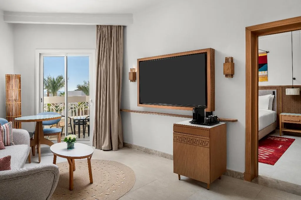 SUITE PREMIUM Room, DoubleTree by Hilton Sharm El Sheikh - Sharm Bay, Red Sea Riviera
