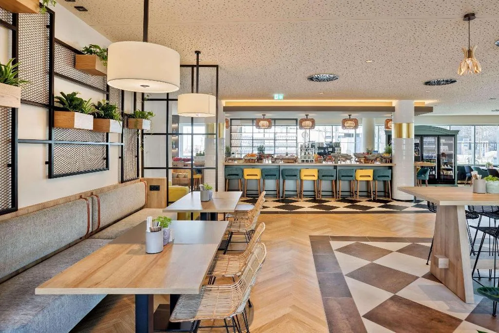 Bar, Spark by Hilton Vienna Messe Prater, Vienna