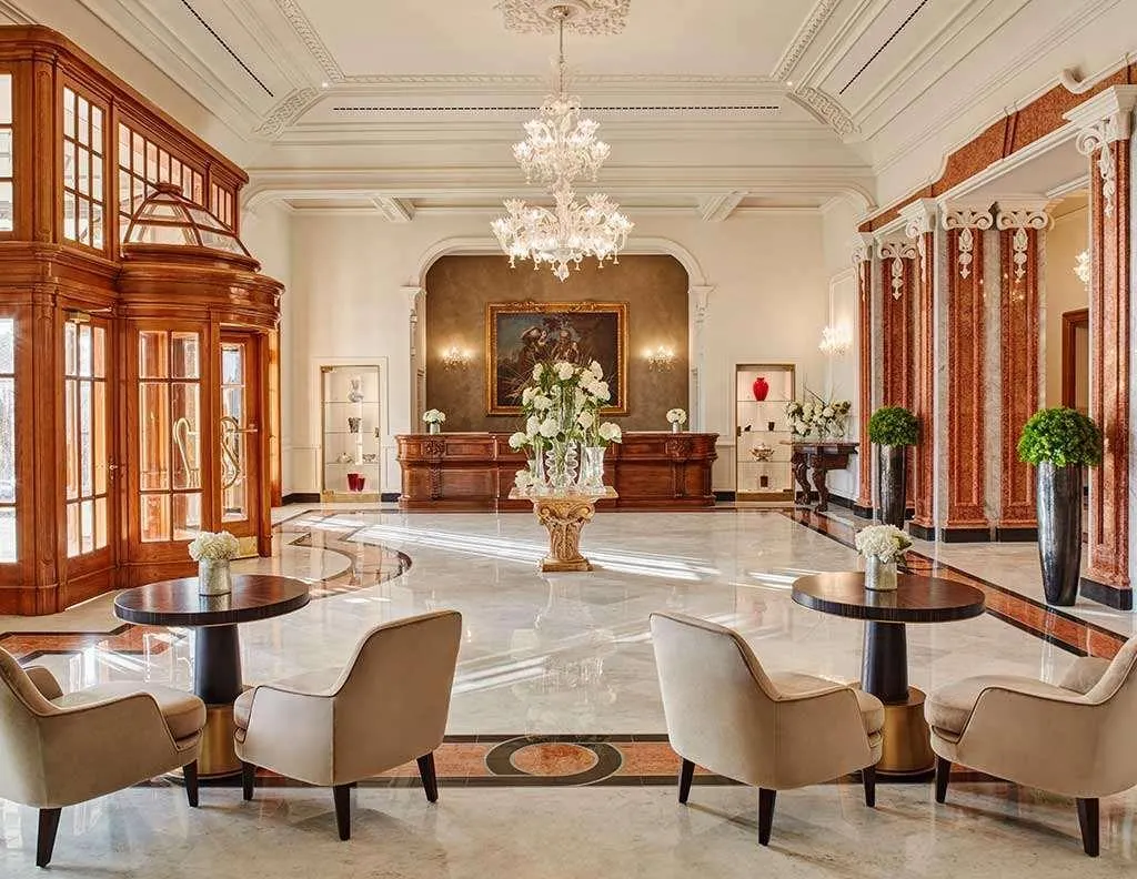 Bar, Grand Palazzo Della Fonte, Rome