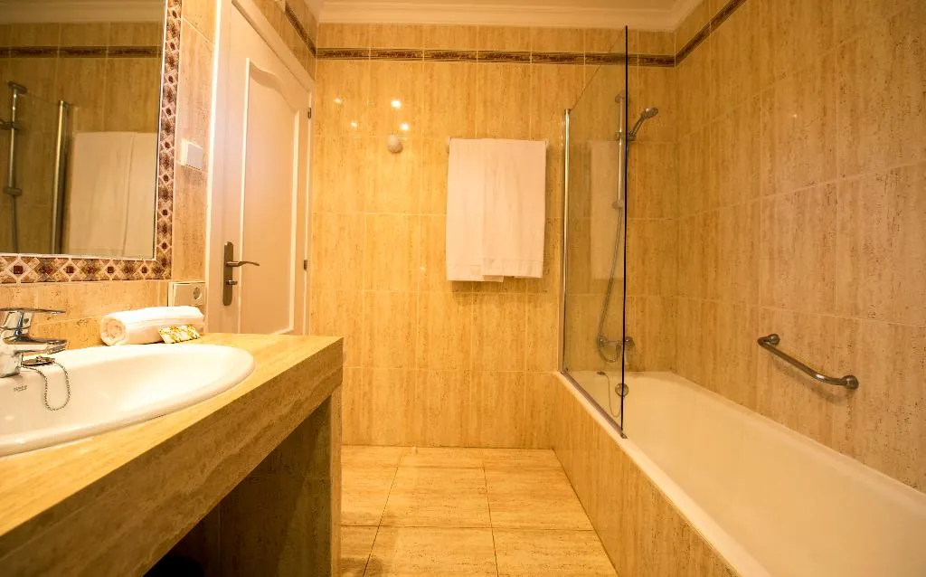 APARTMENT CAPACITY 6 Room, Ona Village Cala d'Or, Majorca