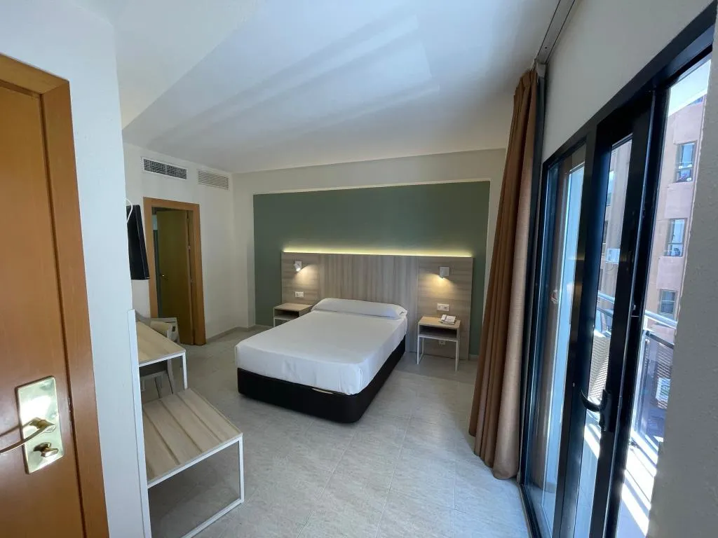 Double or Twin WITH BALCONY Room, Marconi, Costa Blanca