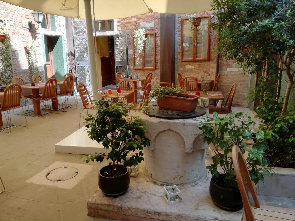 Terrace, Locanda La Corte, Venice