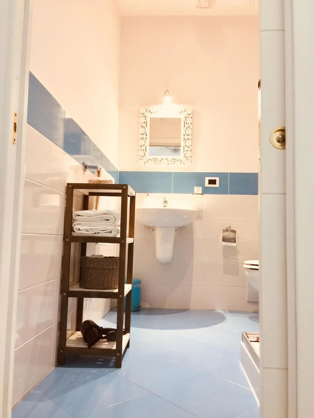 Room, B&B Neapolis Bellini, Naples