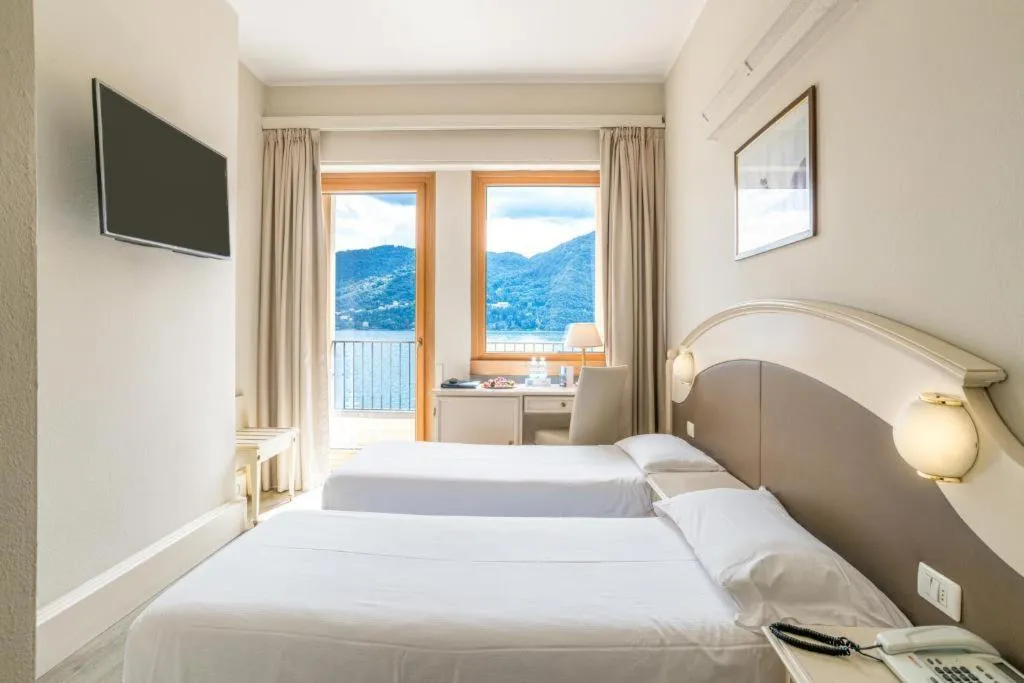 TWIN LAKE VIEW Room, Hotel Bazzoni et Du Lac, Milan