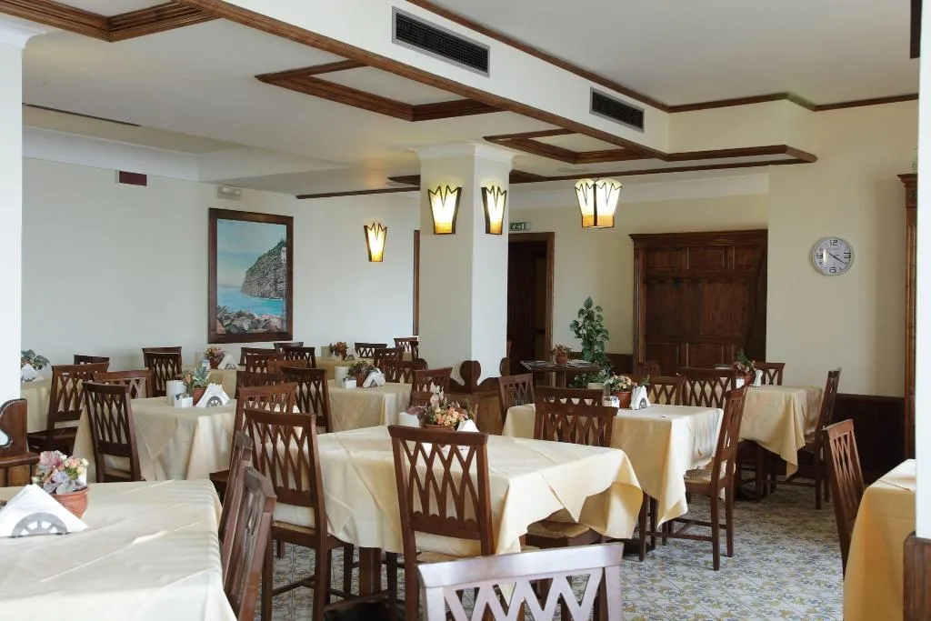 Restaurant, Megamare, Naples