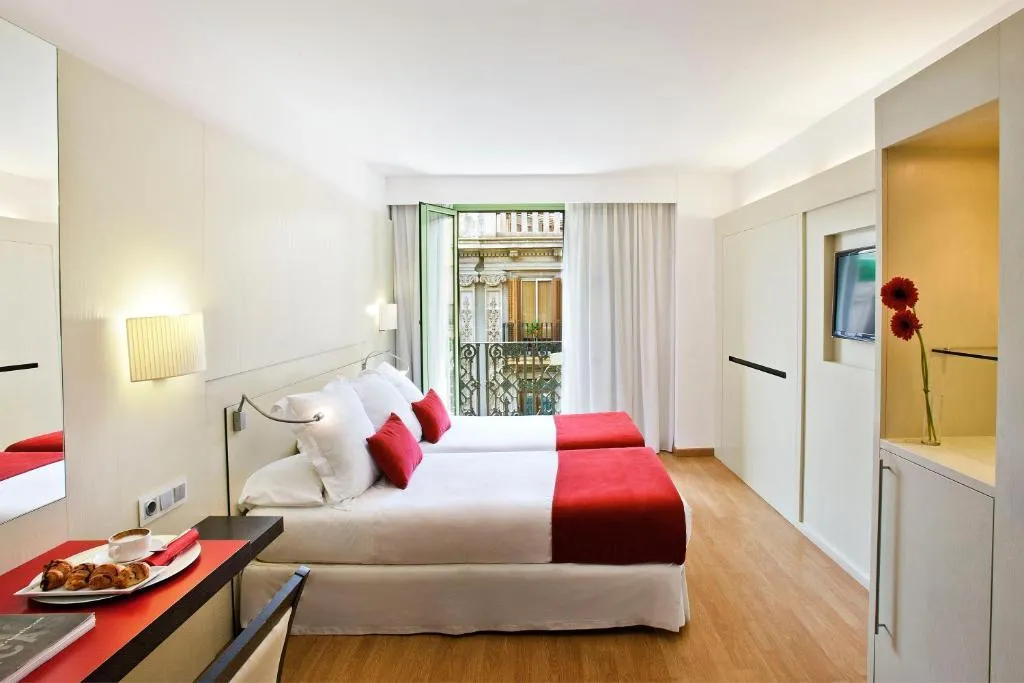Double or Twin WITH BALCONY Room, Grupotel Gravina, Barcelona
