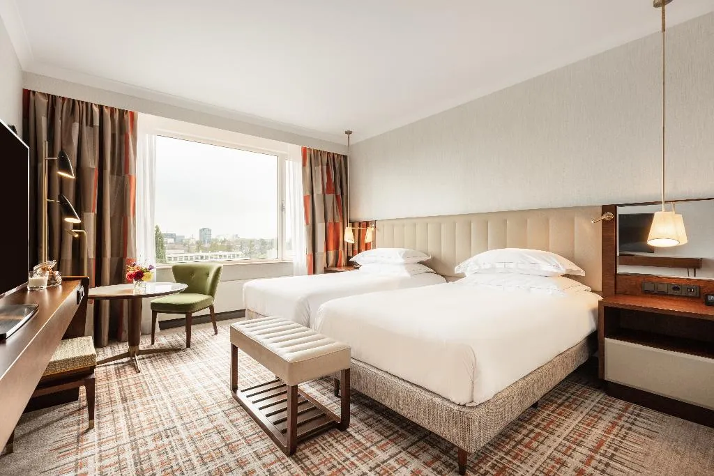 TWIN EXECUTIVE Room, Hilton Amsterdam, Amsterdam