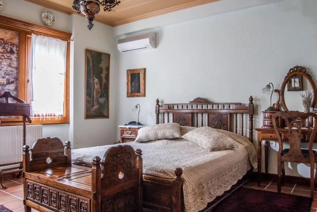 Room, Viraggas, Halkidiki