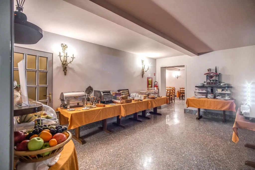 Restaurant, Madison, Rome