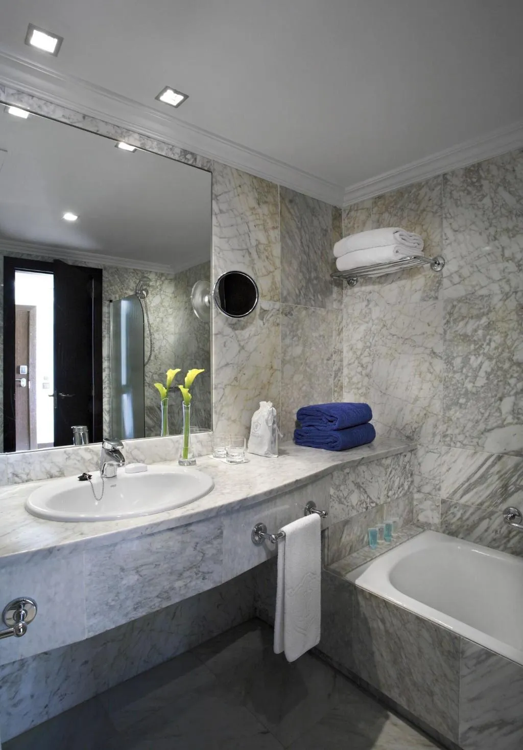 SUITE KING SIZE BED Room, Santos Nixe Palace, Majorca