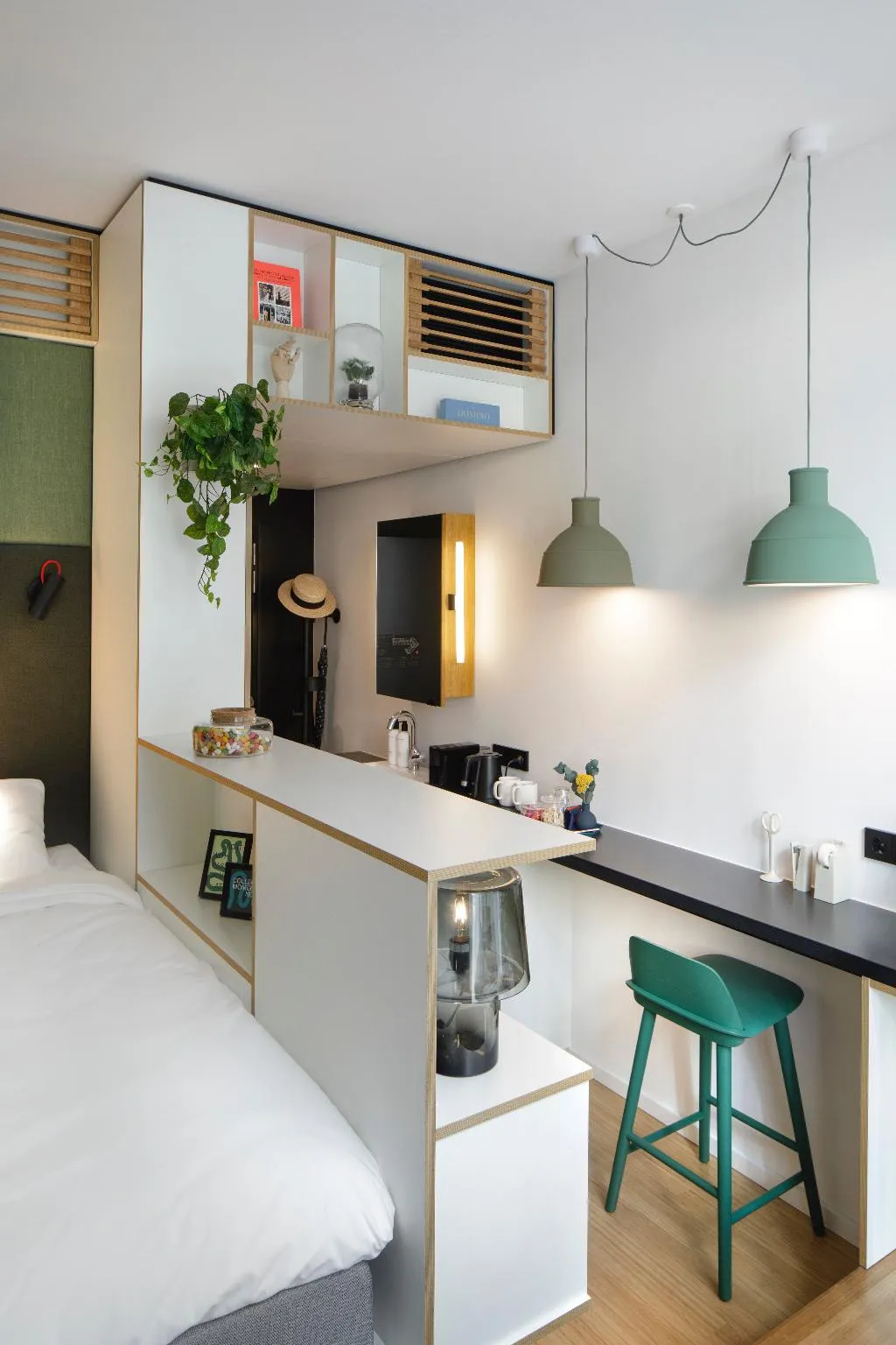 STUDIO CLASSIC QUEEN BED Room, Zoku Copenhagen, Copenhagen