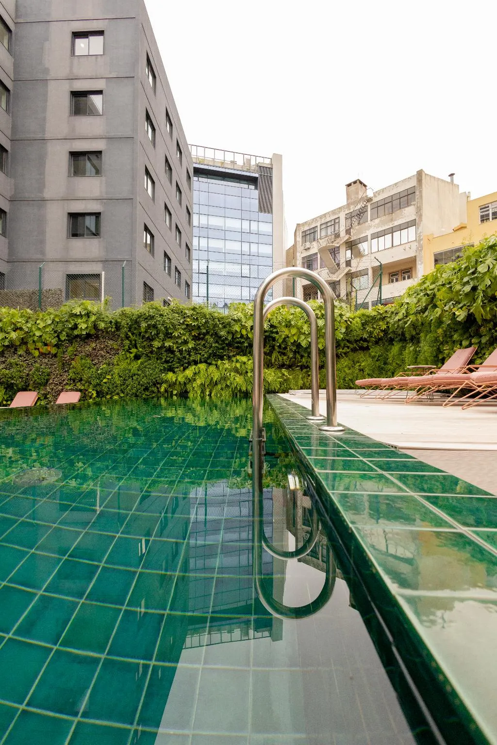 Pool, Luster Hotel, Lisbon