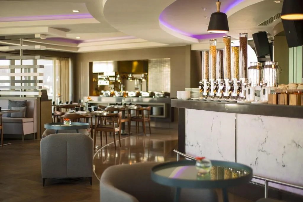 Restaurant, Renaissance Izmir, Izmir